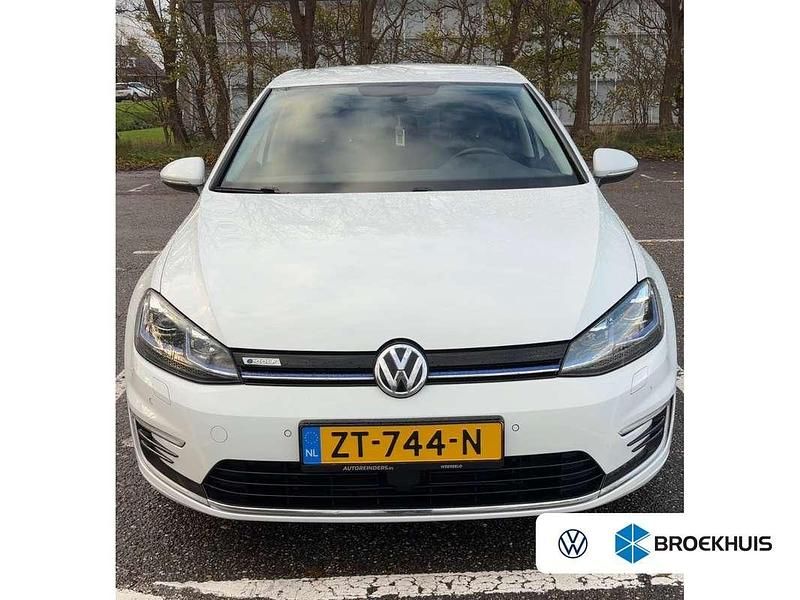 Wit Occasion 2019 VW e-Golf Hatchback | € 11.450 (Goede deal) - Afbeelding 1/4