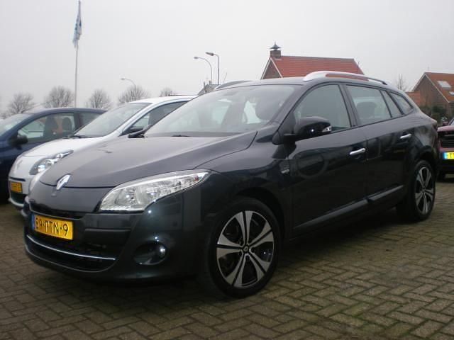 Occasion Renault Mégane GrandTour Bose Edition 131 PK (96 kW) 2011 Grijs Stationwagen