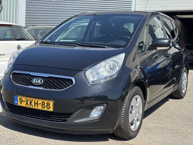 Zwart Gebruikt 2014 Kia Venga Hatchback | € 5.990 (Super prijs) - Afbeelding 1/4