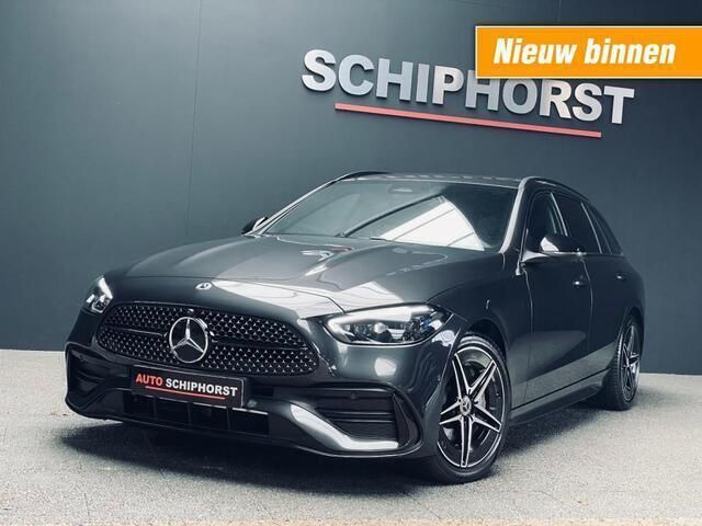 Zwart Gebruikt 2024 Mercedes C220 Premium Stationwagen | € 54.990 (Iets duurder) - Afbeelding 1/4