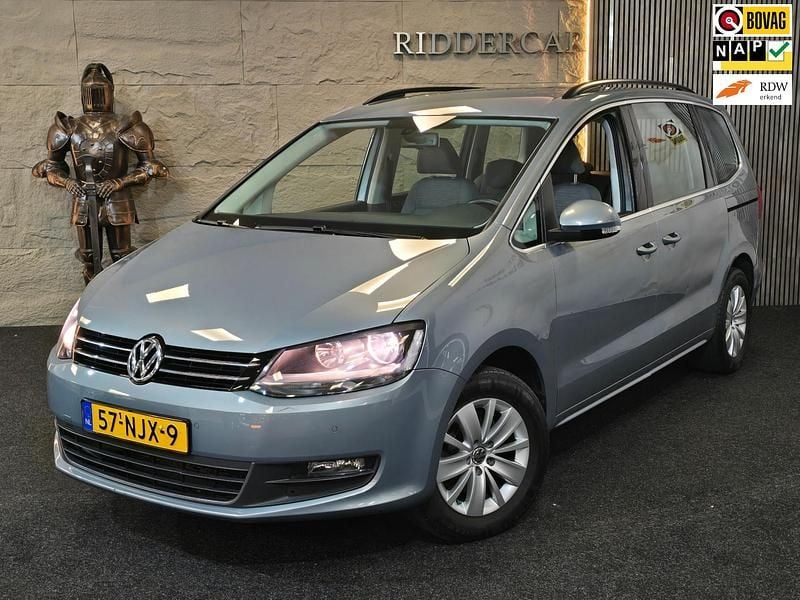 Grijs Gebruikt 2010 VW Sharan Comfortline MPV | € 11.999 (Eerlijke prijs) - Afbeelding 1/4