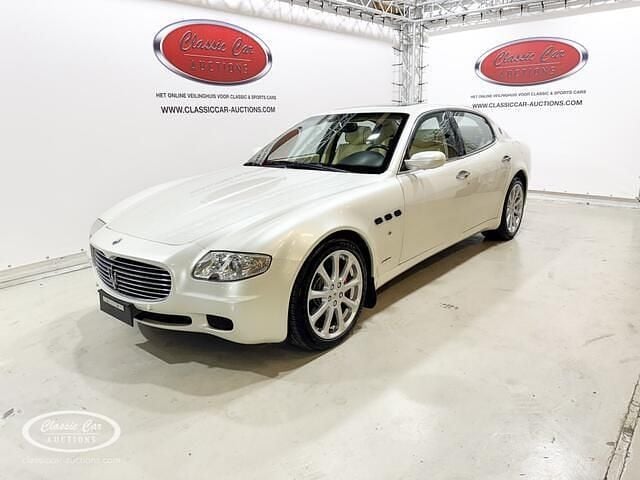 Wit Gebruikt 2007 Maserati Quattroporte Sedan | € 16.500 - Afbeelding 1/4
