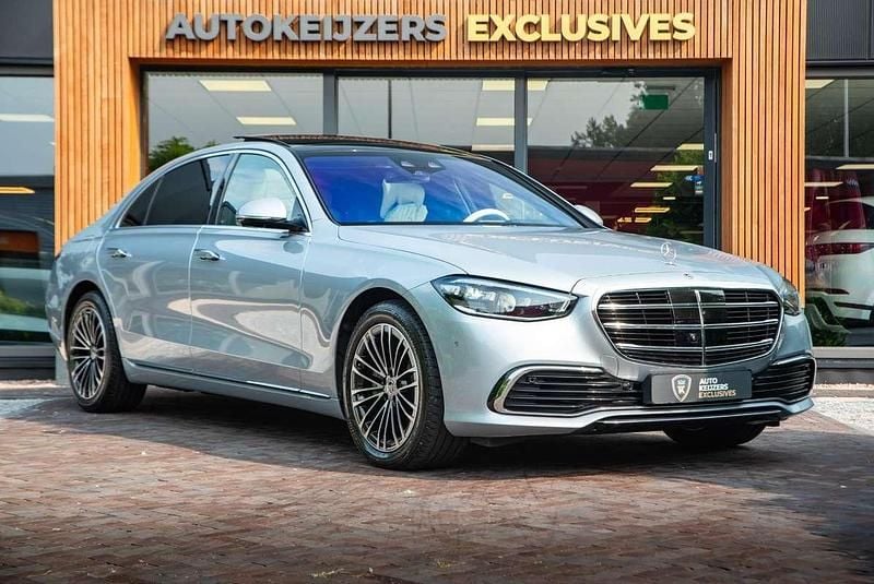 , metallic lak Gebruikt 2024 Mercedes S350 Sedan | € 139.900 - Afbeelding 1/4