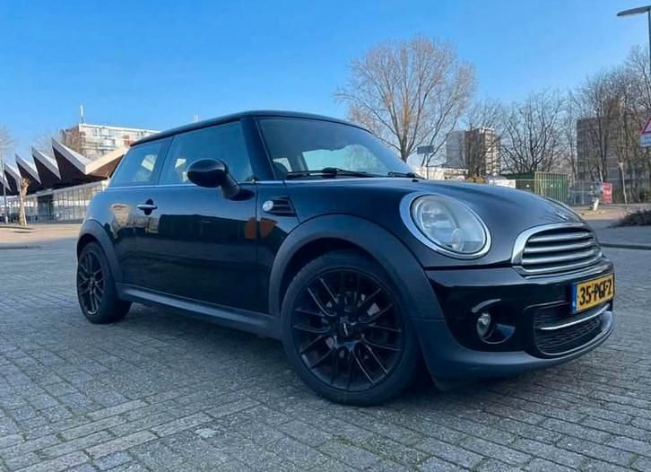 Occasion 2011 Mini Cooper Hatchback | € 3.900 (Goede deal) - Afbeelding 1/4
