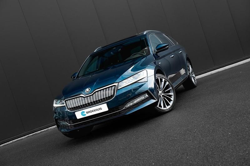 Occasion Skoda Superb LAURIN & KLEMENT 2022 Blauw Stationwagen