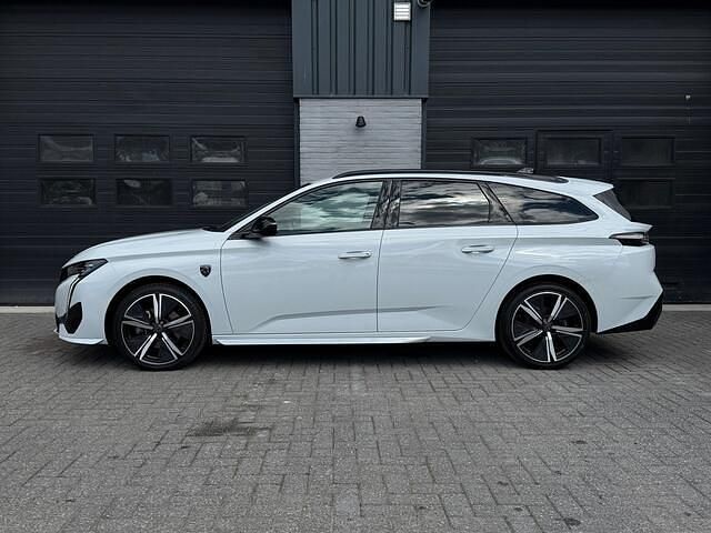 Occasion Peugeot 308 SW GT-line 131 PK (96 kW) 2024 Wit Stationwagen
