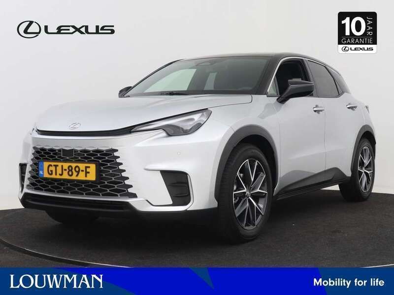Grijs Gebruikt 2025 Lexus LBX SUV | € 44.450 (Iets duurder) - Afbeelding 1/3