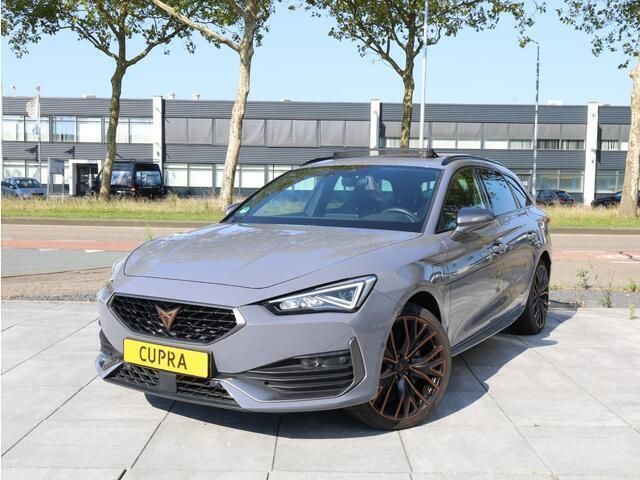 Grijs Gebruikt 2021 Cupra Leon Stationwagen | € 26.500 (Eerlijke prijs) - Afbeelding 1/4