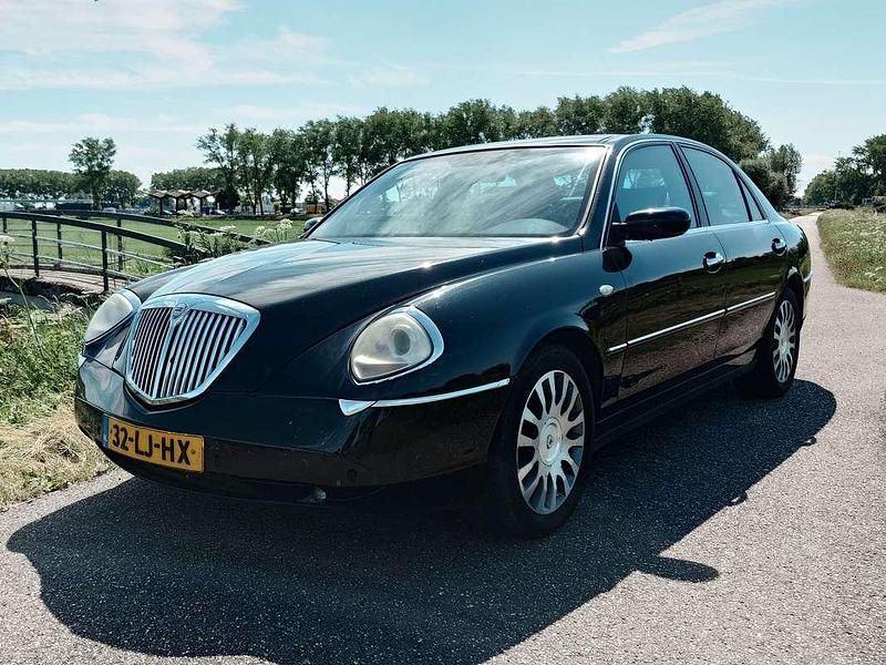 Zwart Gebruikt 2003 Lancia Thesis Sedan | € 2.500 - Afbeelding 1/4