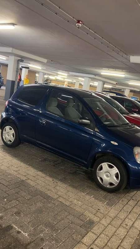 Blauw Gebruikt 2000 Toyota Yaris Sol Hatchback | € 1.850 (Eerlijke prijs) - Afbeelding 1/1