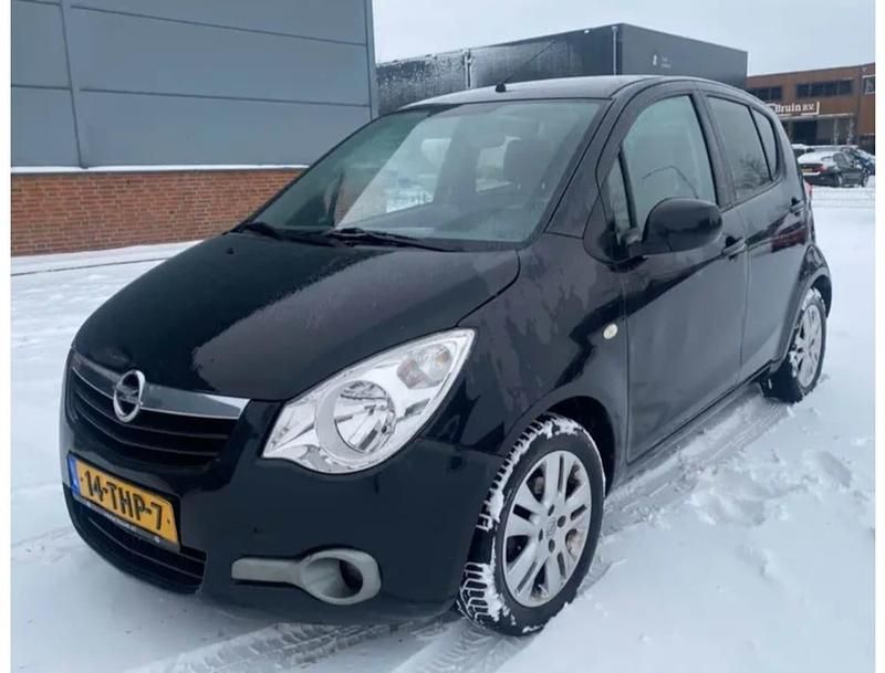 Zwart Gebruikt 2012 Opel Agila Edition Hatchback | € 1.499 (Super prijs) - Afbeelding 1/4