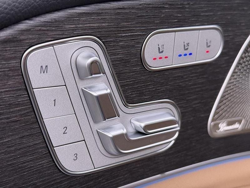 Occasion Mercedes GLE400 AMG Line Premium Plus 381 PK (280 kW) 2023 Blauw SUV