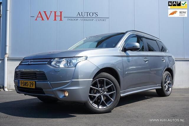 Grijs Gebruikt 2013 Mitsubishi Outlander Instyle SUV | € 8.950 (Eerlijke prijs) - Afbeelding 1/4