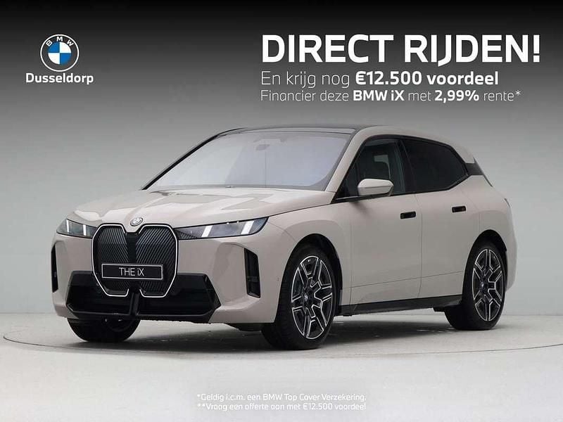 Zwart Nieuw 2025 BMW iX M Sport SUV | € 107.161 (Super prijs) - Afbeelding 1/4