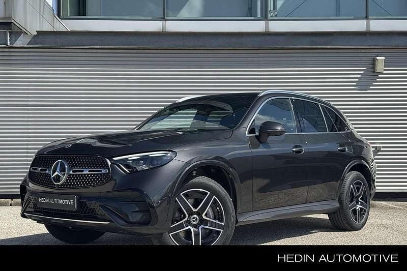 Grijs Nieuw 2025 Mercedes GLC400d Sport Edition SUV | € 77.500 - Afbeelding 1/4