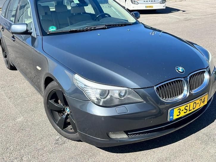 Occasion BMW 530 Executive 272 PK (200 kW) 2007 Grijs (metallic) Stationwagen