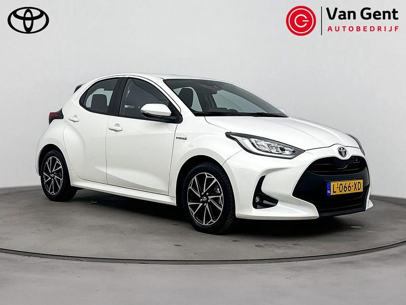 Occasion Toyota Yaris Hybrid 116 PK (85 kW) 2021 Wit Hatchback