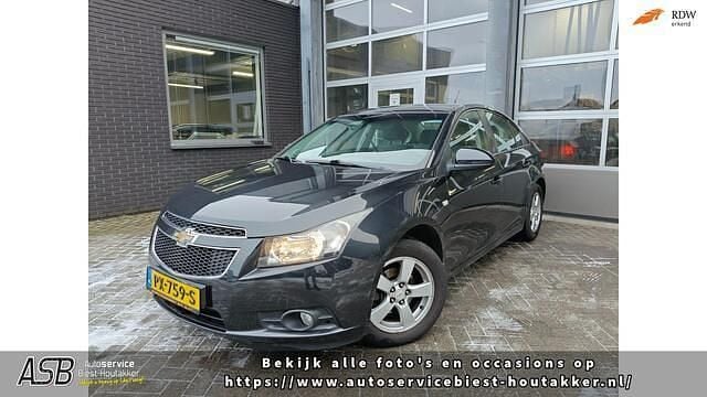 Zwart Occasion 2012 Chevrolet Cruze LS Sedan | € 2.950 (Iets duurder) - Afbeelding 1/4
