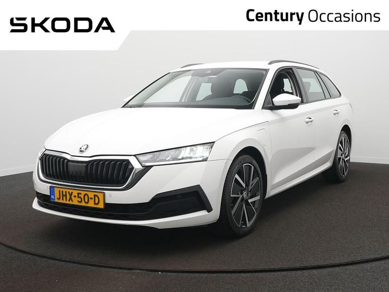 Wit Gebruikt 2022 Skoda Octavia Business Line Stationwagen | € 20.900 (Super prijs) - Afbeelding 1/4