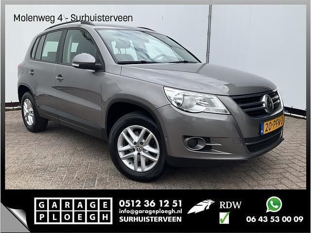 Grijs Gebruikt 2011 VW Tiguan Comfortline SUV | € 6.700 (Eerlijke prijs) - Afbeelding 1/4