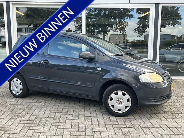Grijs Gebruikt 2006 VW Fox Trendline Hatchback | € 499 (Goede deal) - Afbeelding 1/4