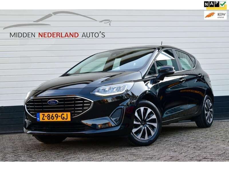 Zwart Gebruikt 2022 Ford Fiesta Titanium Hatchback | € 14.500 (Goede deal) - Afbeelding 1/4