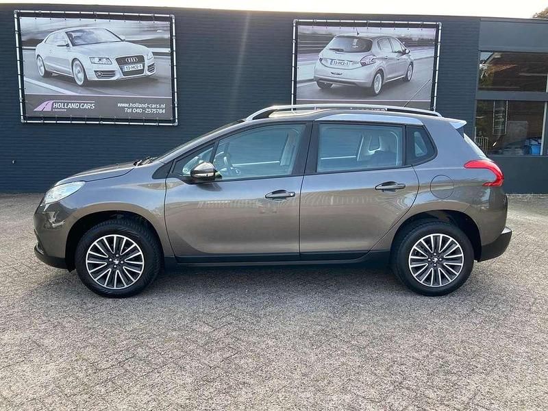 Grijs Gebruikt 2015 Peugeot 2008 Style SUV | € 7.495 (Eerlijke prijs) - Afbeelding 1/4