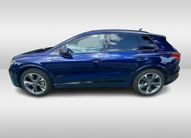 Blauw Gebruikt 2021 Audi Q4 e-tron Competition SUV | € 31.950 (Goede deal) - Afbeelding 1/4