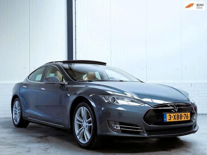 Occasion Tesla Model S 278 kW (378 PK) 2014 Grijs Hatchback