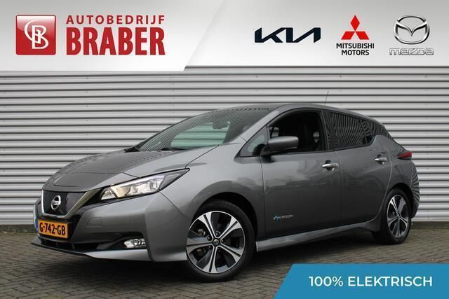 Grijs, metallic lak Gebruikt 2019 Nissan Leaf Tekna Hatchback | € 18.000 - Afbeelding 1/4