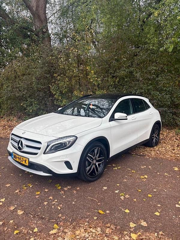 Gebruikt 2017 Mercedes GLA180 SUV | € 16.500 (Duur) - Afbeelding 1/4
