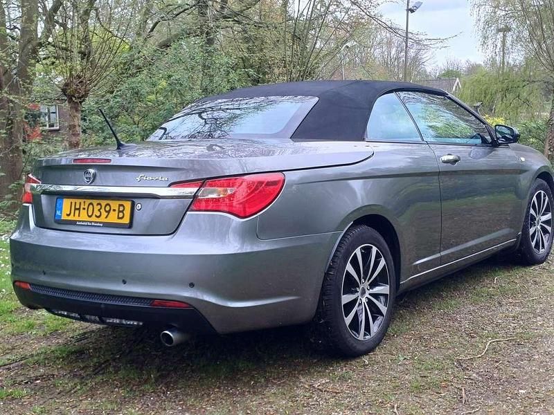 Bruin Gebruikt 2013 Chrysler Sebring Sedan | € 11.500 - Afbeelding 1/4