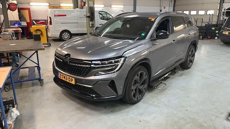 Grijs Gebruikt 2024 Renault Espace Esprit Alpine SUV | € 38.945 (Eerlijke prijs) - Afbeelding 1/3