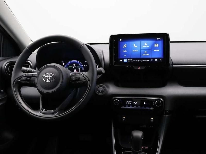 Nieuw Toyota Yaris Hybrid 116 PK (85 kW) 2025 Zwart Hatchback