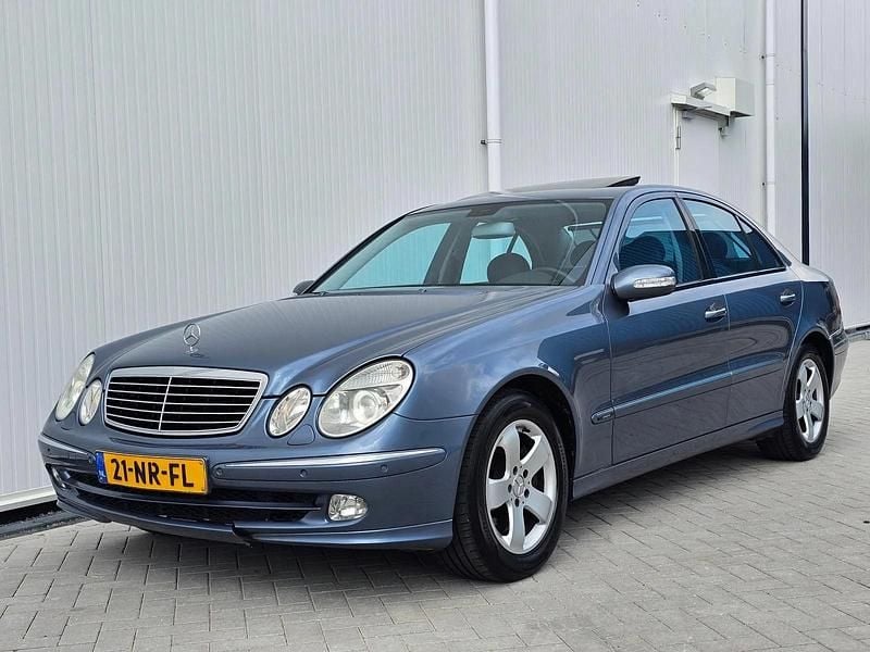 Occasion Mercedes E400 Avantgarde 260 PK (191 kW) 2004 Blauw Sedan