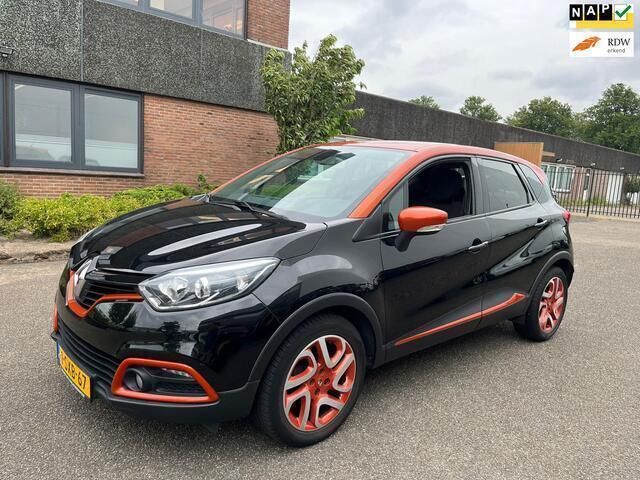 Zwart Gebruikt 2014 Renault Captur Dynamique SUV | € 6.650 (Eerlijke prijs) - Afbeelding 1/4