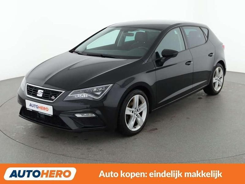 Zwart Occasion 2018 Seat Leon FR Hatchback | € 20.149 (Iets duurder) - Afbeelding 1/3