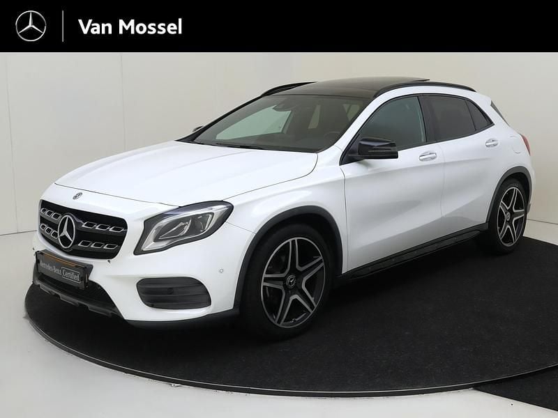 Wit Gebruikt 2019 Mercedes GLA180 Sport Edition SUV | € 26.940 (Eerlijke prijs) - Afbeelding 1/4