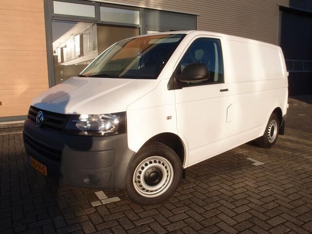 Wit Gebruikt 2014 VW T5 Van | € 14.950 (Duur) - Afbeelding 1/4