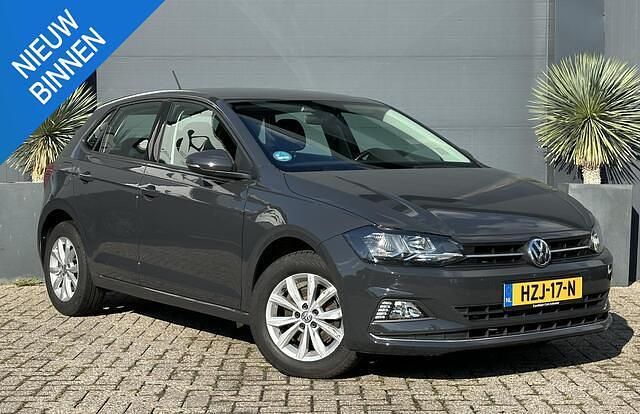 Grijs Gebruikt 2019 VW Polo Beats Hatchback | € 12.950 (Eerlijke prijs) - Afbeelding 1/4