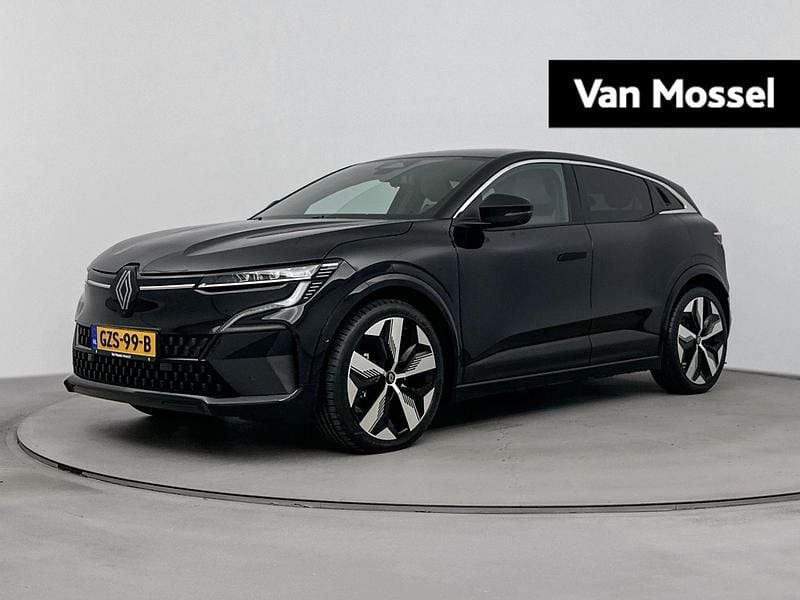 Zwart Nieuw 2025 Renault Mégane Komfort Hatchback | € 34.940 (Goede deal) - Afbeelding 1/4
