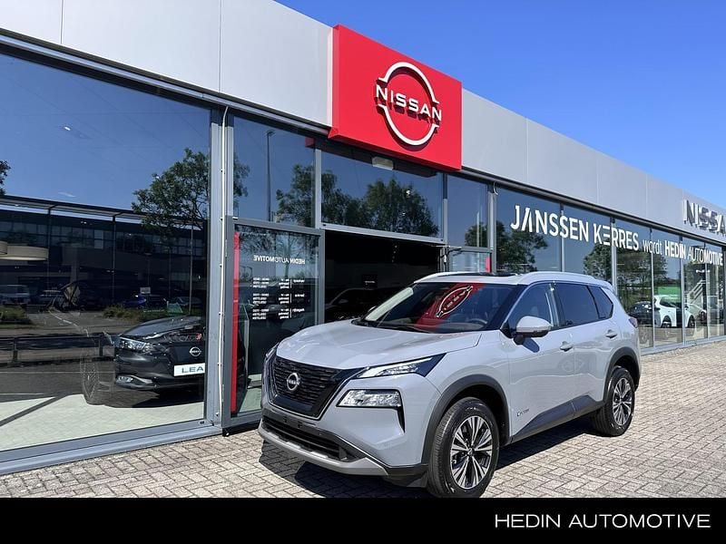 Grijs Gebruikt 2024 Nissan X-Trail 360º SUV | € 44.295 - Afbeelding 1/4