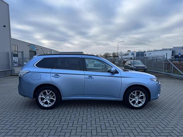 Occasion Mitsubishi Outlander Instyle 121 PK (88 kW) 2013 Blauw SUV