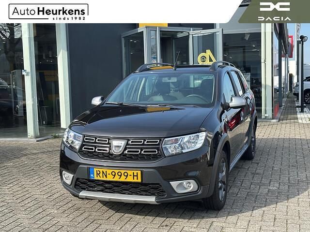 Occasion Dacia Logan MCV Stepway 90 PK (66 kW) 2018 Zwart MPV
