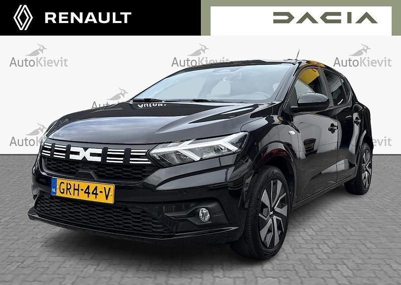 Zwart Occasion 2024 Dacia Sandero Expression Hatchback | € 16.950 (Eerlijke prijs) - Afbeelding 1/3