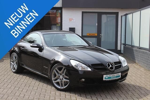 Zwart Occasion 2006 Mercedes SLK200 Cabriolet | € 10.960 (Eerlijke prijs) - Afbeelding 1/4