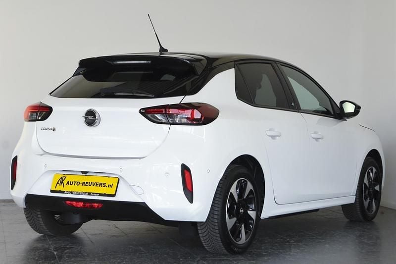 Occasion Opel Corsa-e GS Line 100 kW (136 PK) 2023 Wit Hatchback