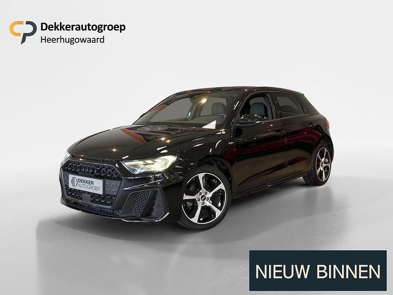Zwart Gebruikt 2021 Audi A1 Sportback Proline Hatchback | € 23.945 (Iets duurder) - Afbeelding 1/4