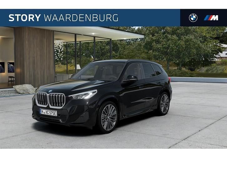 Nieuw 2025 BMW iX1 M Sport SUV | € 62.525 (Super prijs) - Afbeelding 1/4