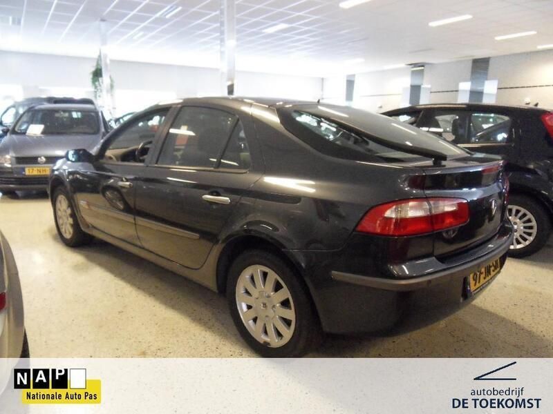 Occasion Renault Laguna II Dynamique 120 PK (88 kW) 2002 Grijs Hatchback
